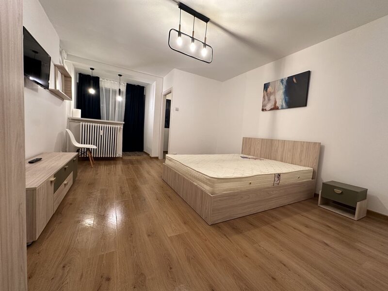 Drumul Taberei, Favorit Mall, Afi Cotroceni,